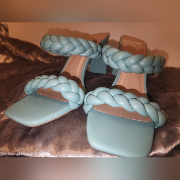 Soda Blue Braided Chunky Heel Square Toe Womens US Size 8.5 - Picture 8 of 8
